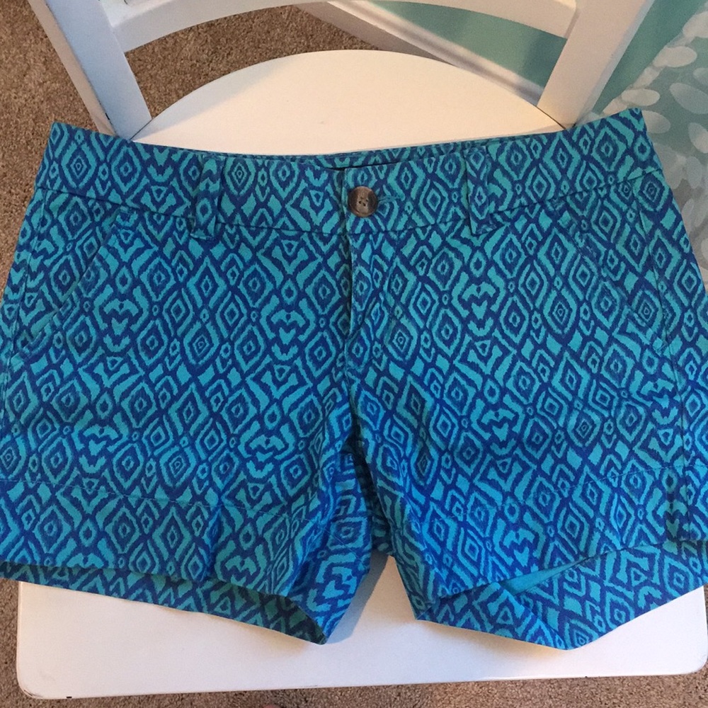 American Eagle pattern shorts. Size 4